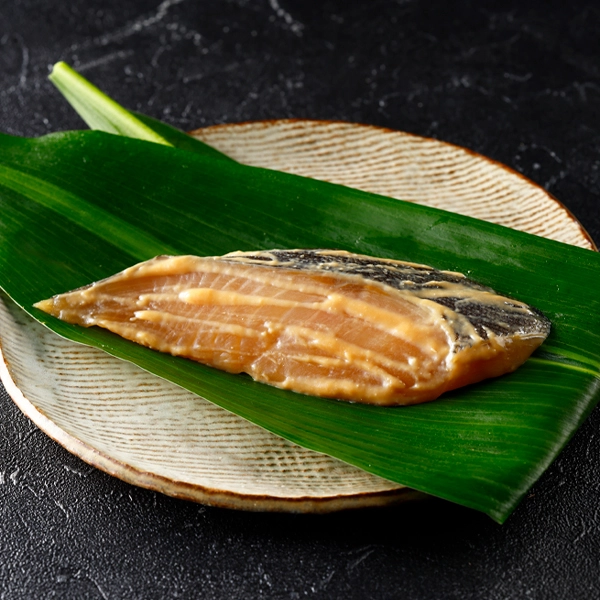 とろける食感はなぜ生まれる？銀だら粕漬けの上質な脂と酒粕の極上マリアージュ